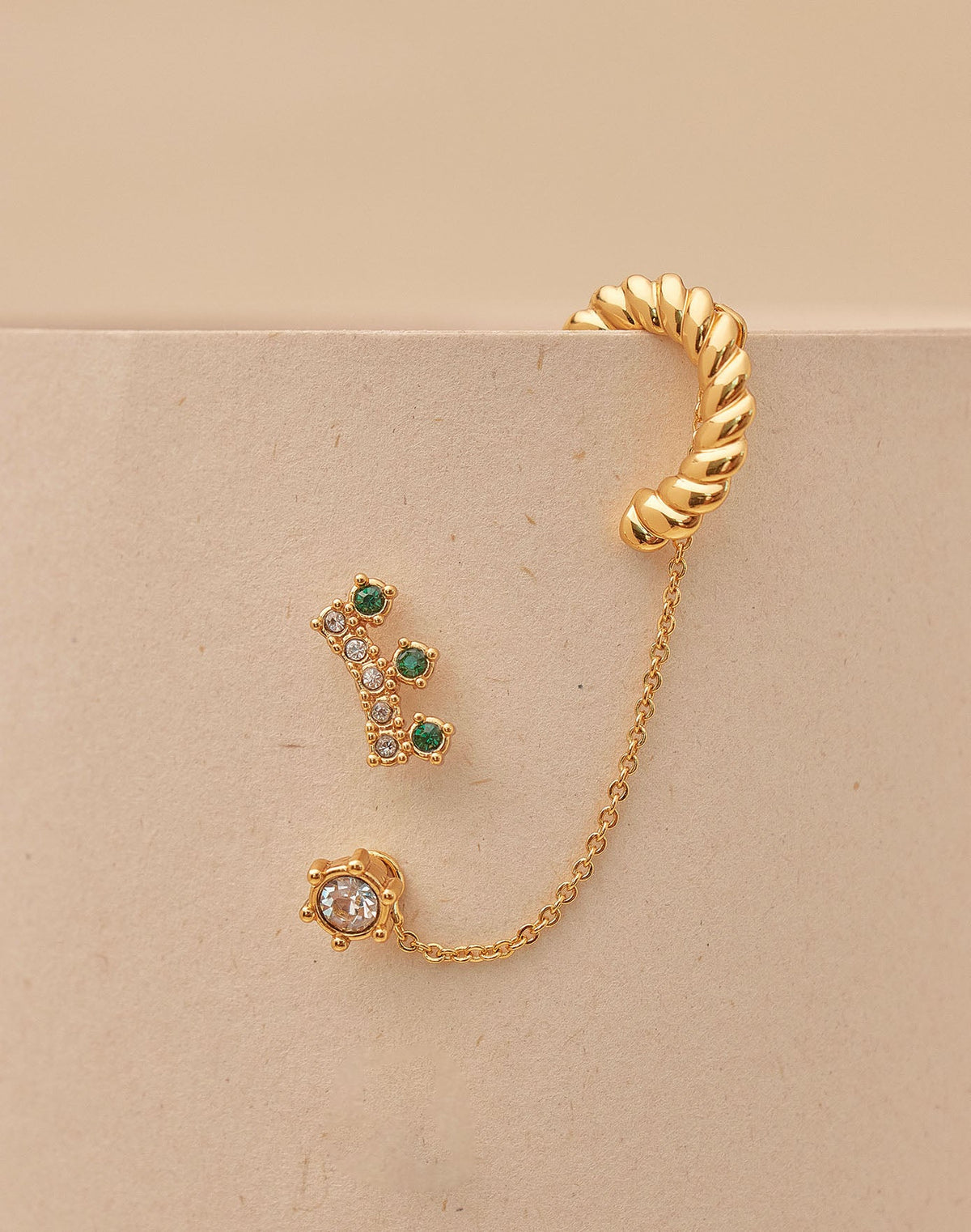 Set de 2 Aretes + Earcuff Silecia